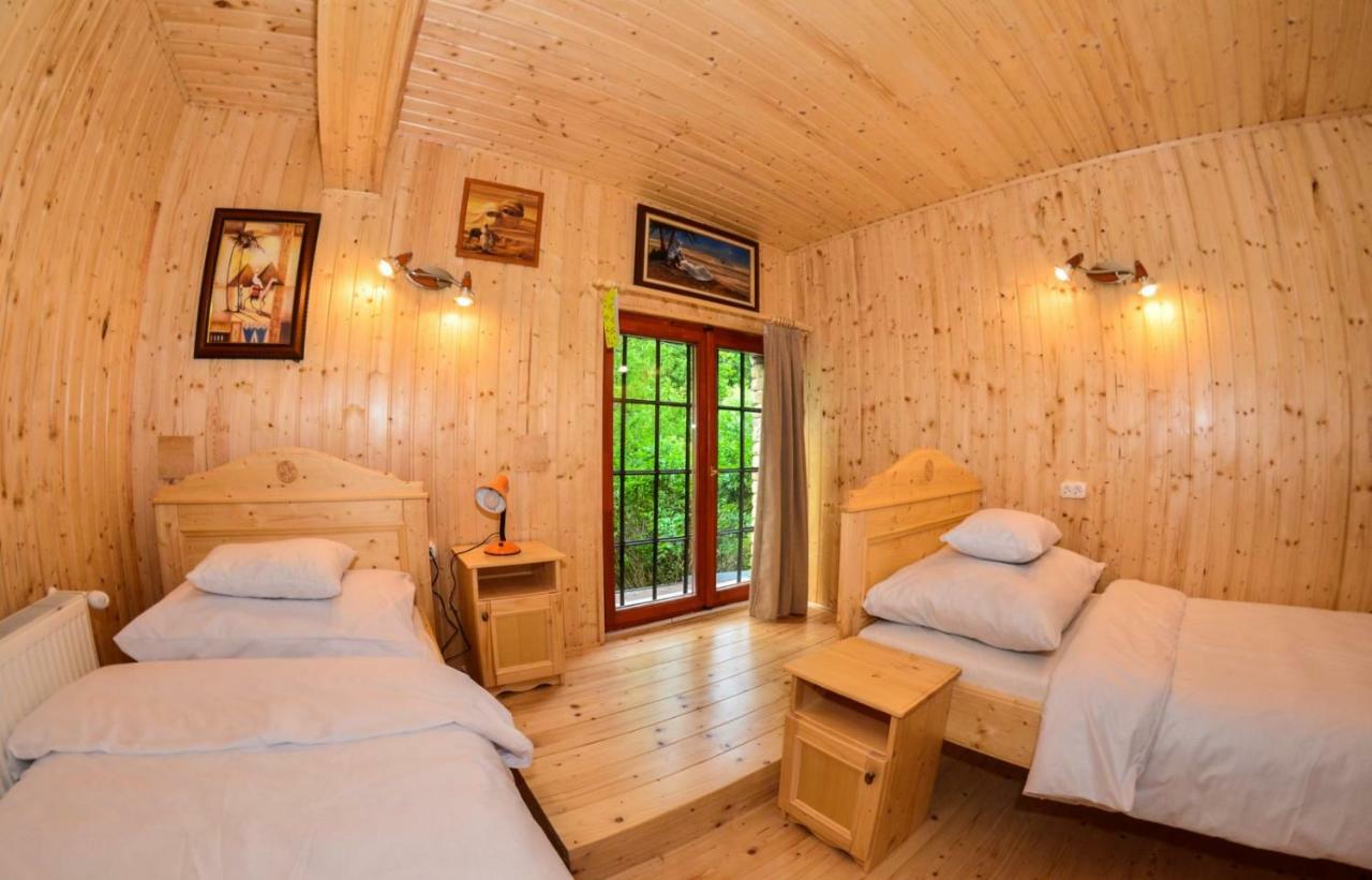Malom Apartman Derekegyhaz Exterior foto