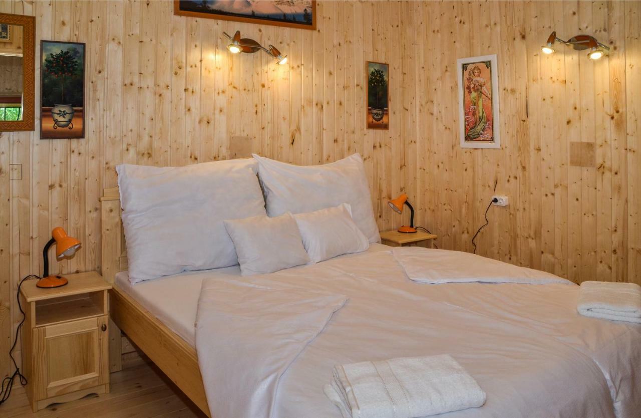 Malom Apartman Derekegyhaz Exterior foto